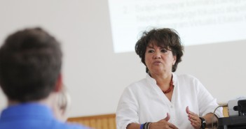 Sinkó Eszter: Patthelyzetben az egészségügy
