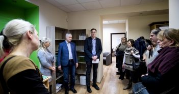 Látássérülteket rehabilitáló központ nyílt Zuglóban