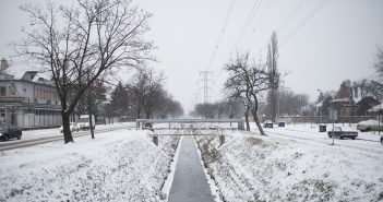 Nem lehetnek csúszósak a járdák