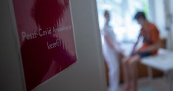 Poszt-covid-ambulancia bejárata