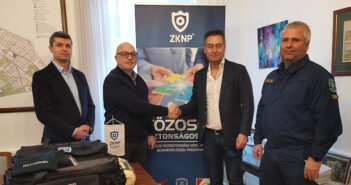 Új felszerelési eszközökkel gyarapodtak a zuglói polgárőrök Zuglói Polgárőrség illusztráció