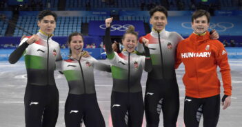 Olimpiai bronzérmes gyorskorcsolya vegyesváltó portré
